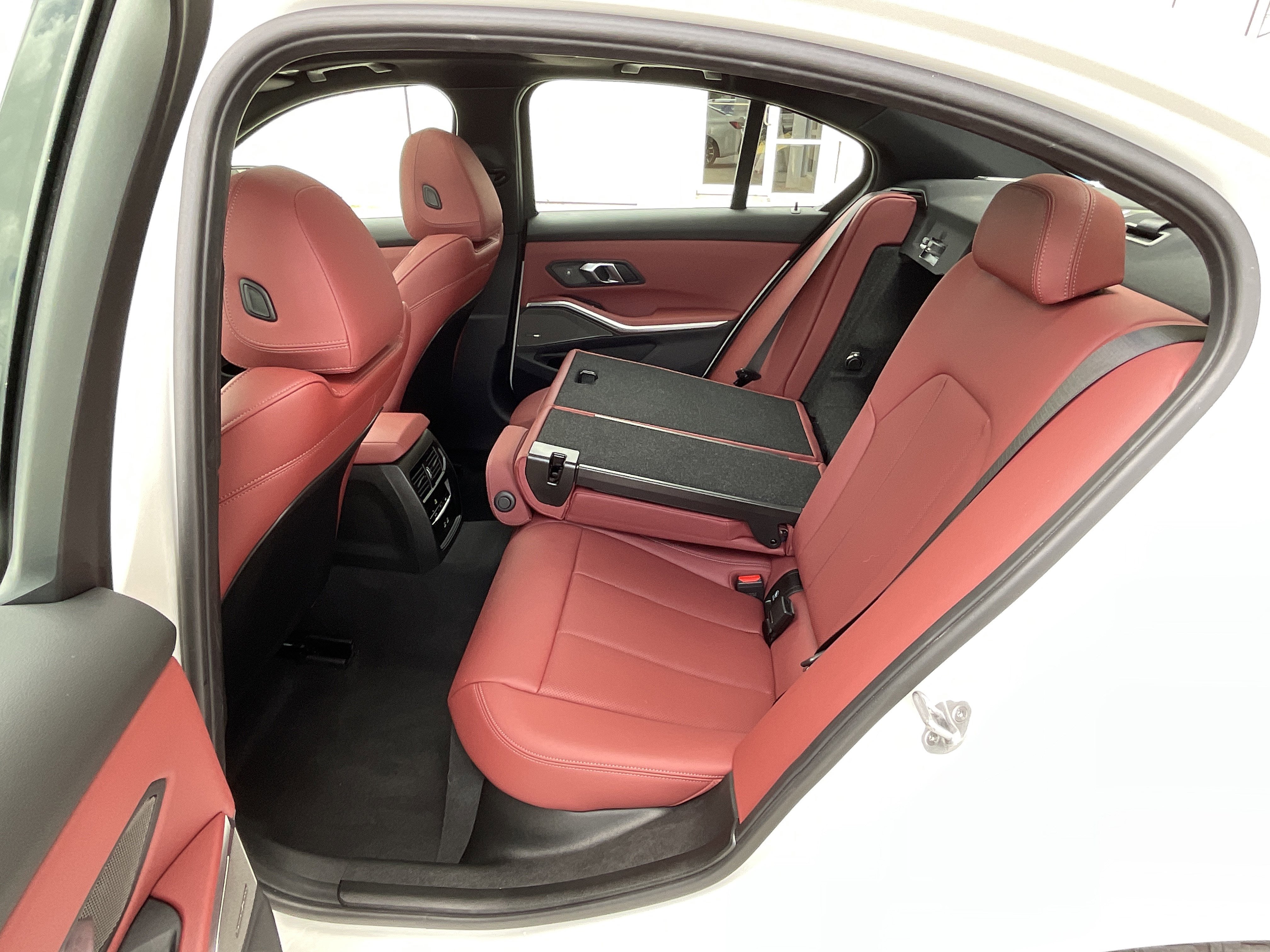 Certified 2025 BMW M340i xDrive w/ Premium Package AWD/4WD image 29