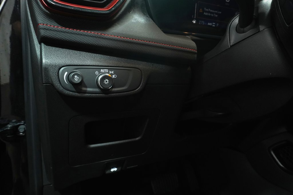 Used 2024 Chevrolet TrailBlazer RS AWD/4WD image 20