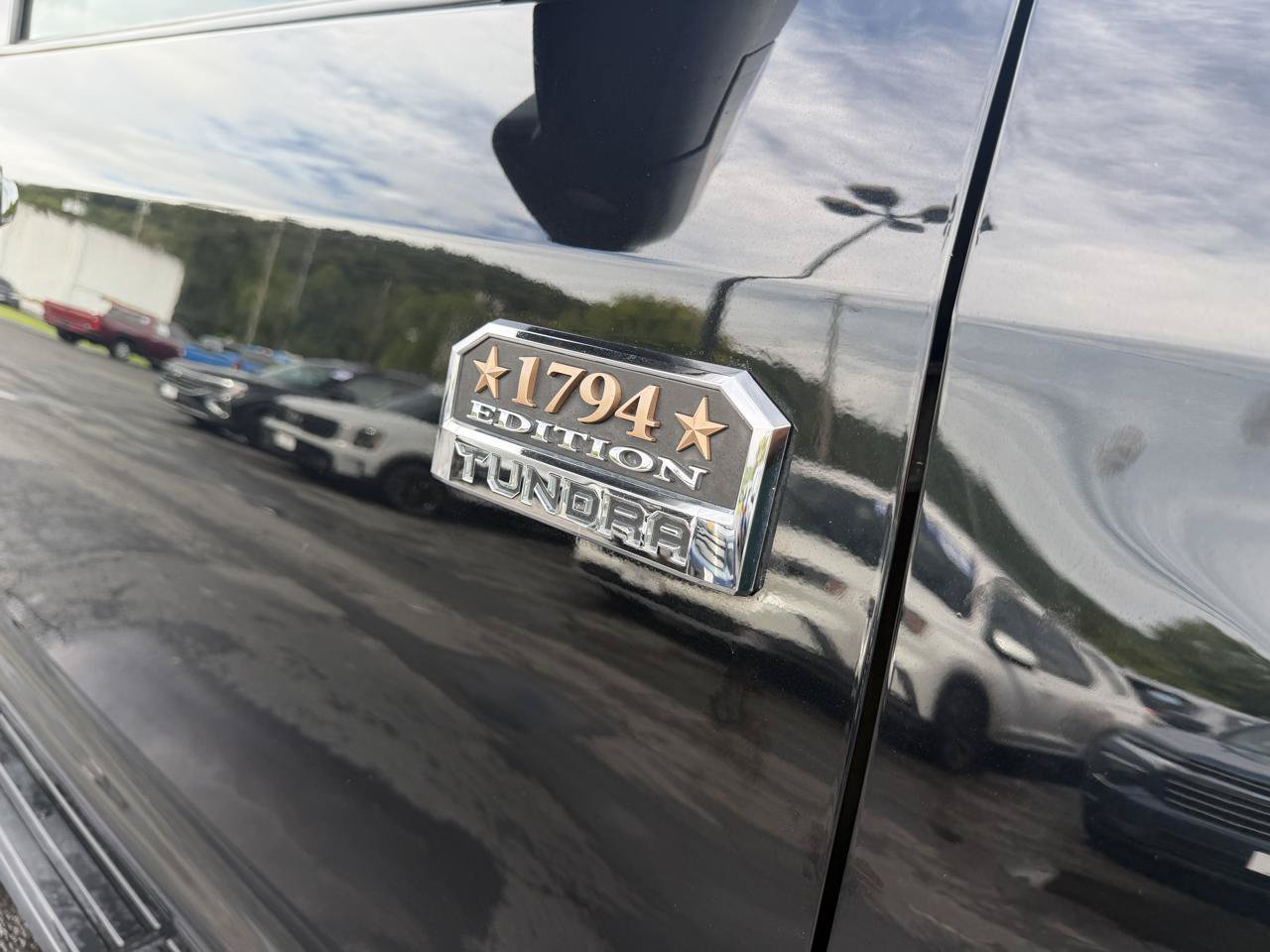 Used 2014 Toyota Tundra 1794 Edition AWD/4WD image 8