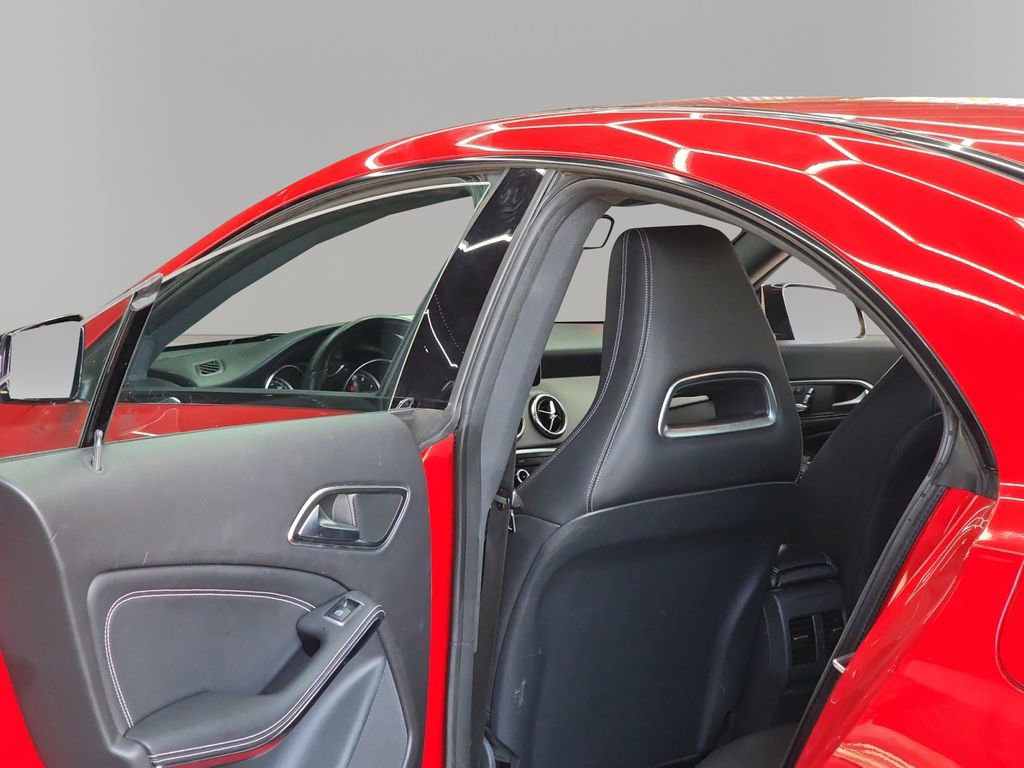 Used 2019 Mercedes-Benz CLA 250 image 26