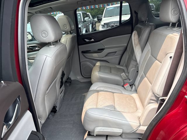 Used 2018 GMC Acadia SLT w/ LPO, Floor Liner Package FWD image 19