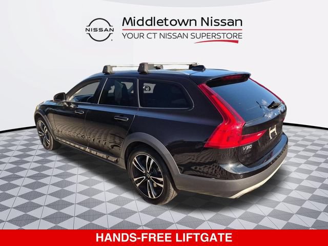 Used 2018 Volvo V90 T5 Cross Country w/ Convenience Package AWD/4WD image 5