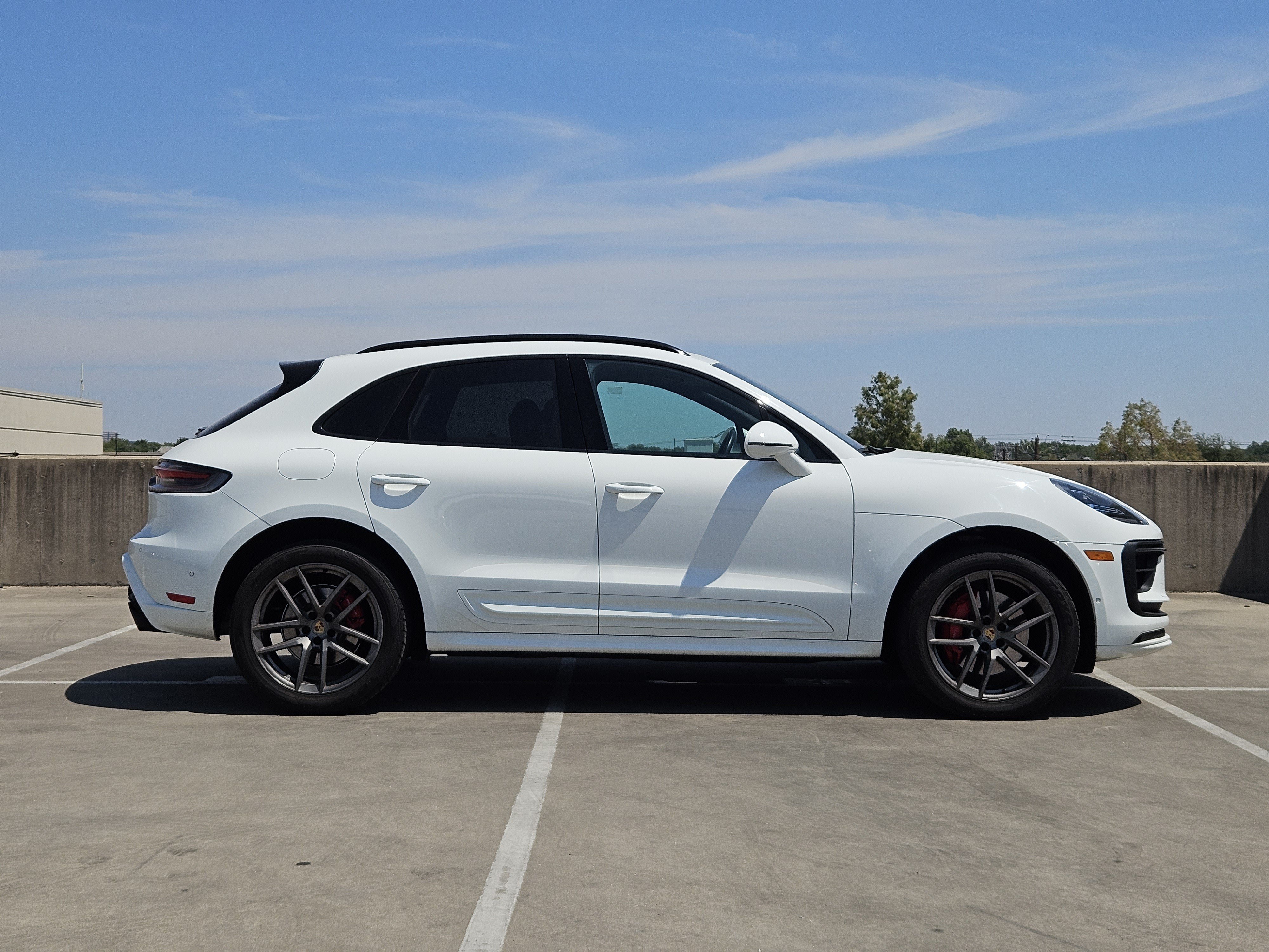 Certified 2022 Porsche Macan S w/ Premium Package Plus AWD/4WD image 9