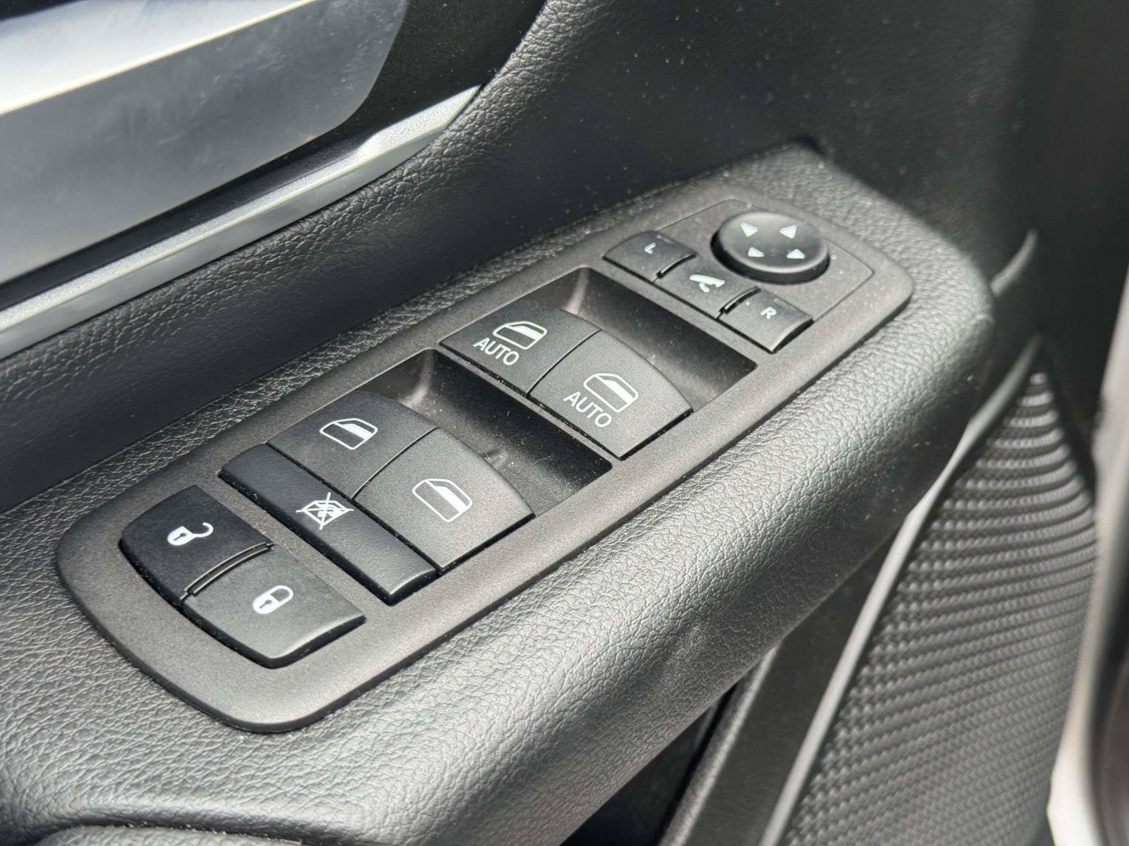 Used 2023 RAM 1500 Big Horn AWD/4WD image 19