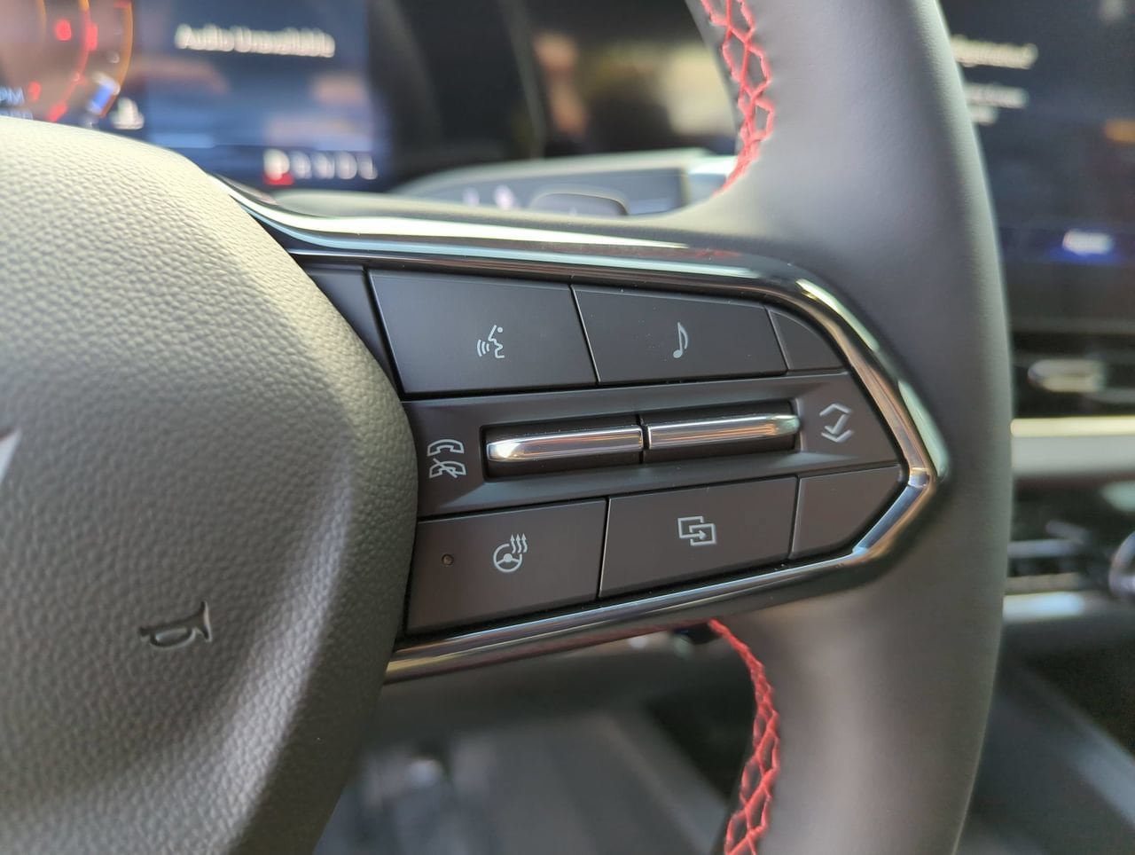 New 2027 Chevrolet Equinox RS w/ Safety and Technology Package FWD image 12