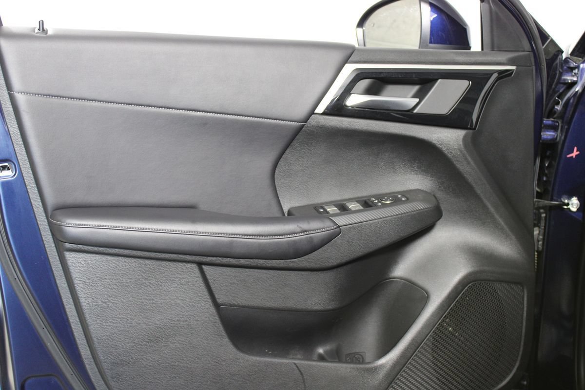 Used 2024 Mitsubishi Outlander SE Black Edition FWD image 10