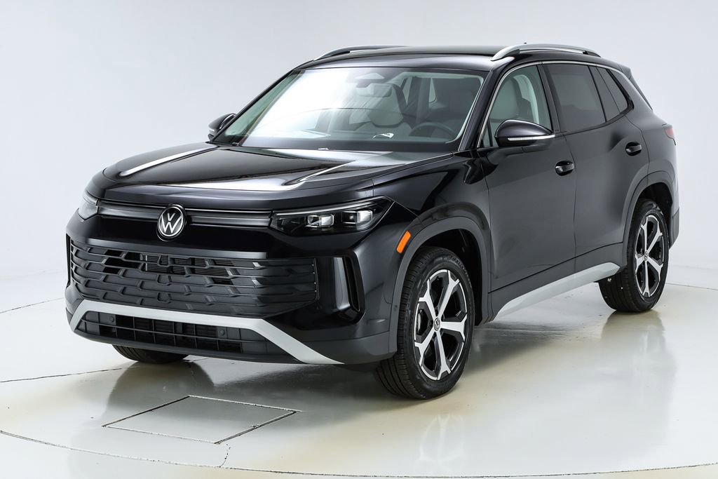 New 2025 Volkswagen Tiguan SE