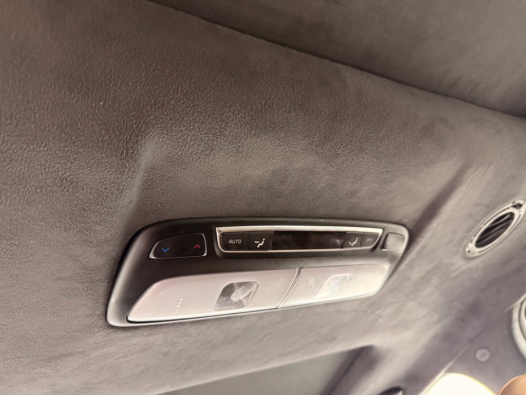 Used 2020 Kia Telluride SX w/ SX Prestige Package AWD/4WD image 18