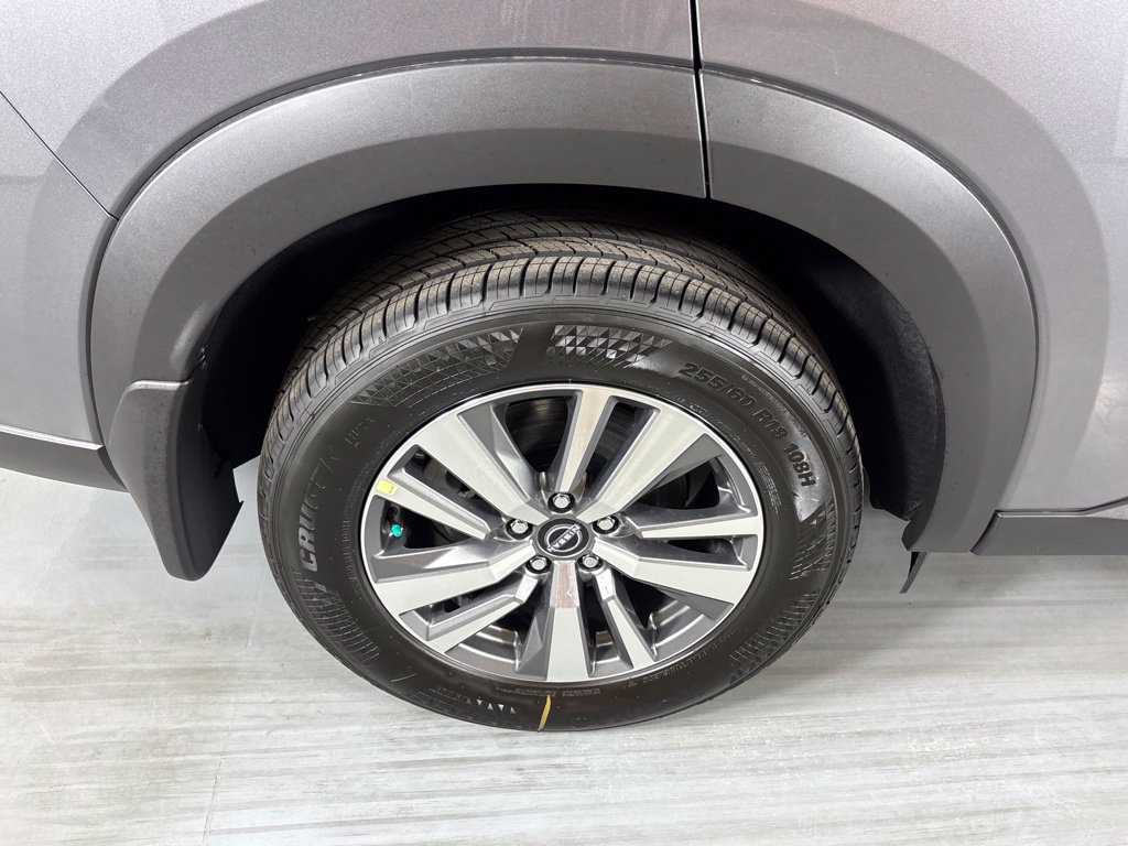 New 2026 Nissan Pathfinder SL FWD image 10