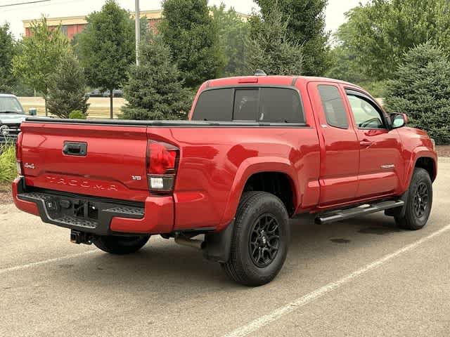 Used 2022 Toyota Tacoma SR5 AWD/4WD image 28