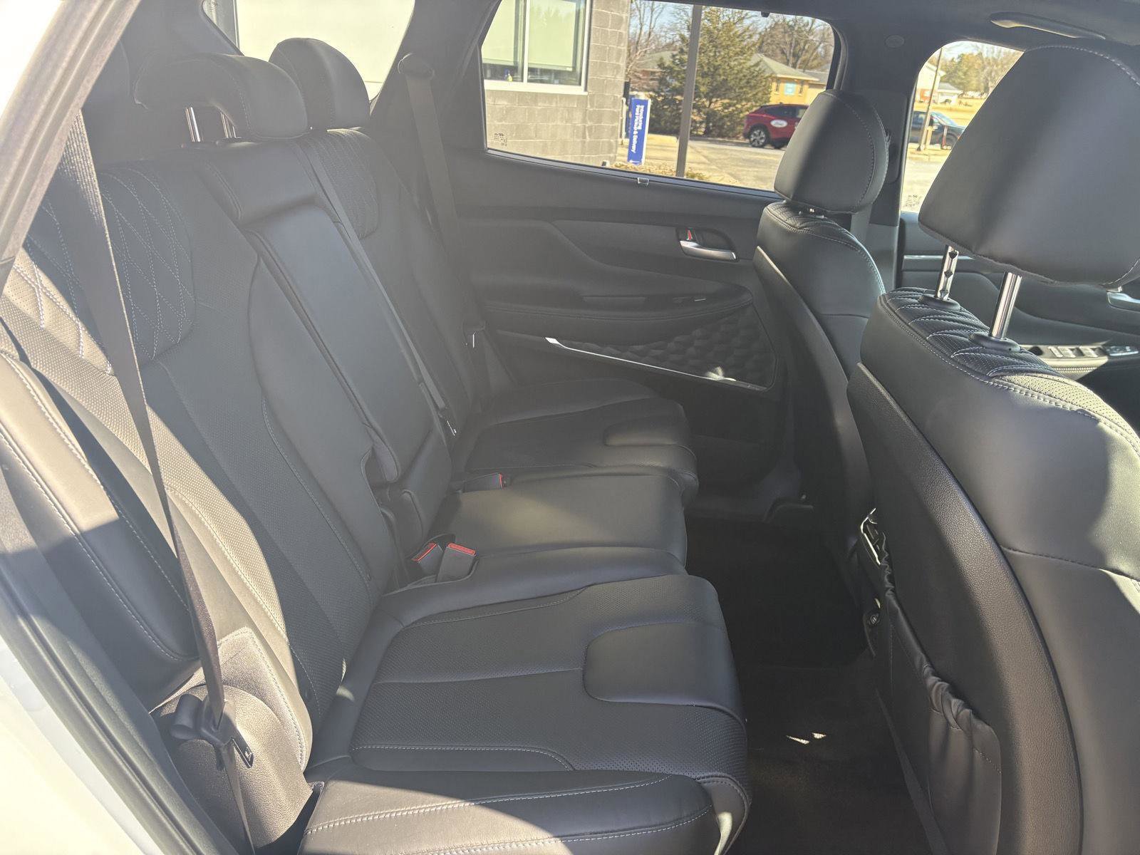 Used 2023 Hyundai Santa Fe Calligraphy image 21