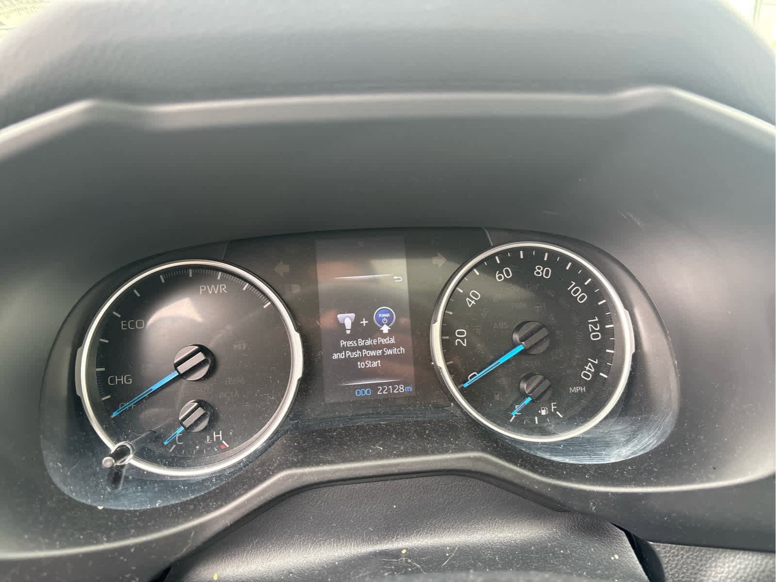 Used 2022 Toyota RAV4 XLE Premium AWD/4WD image 6