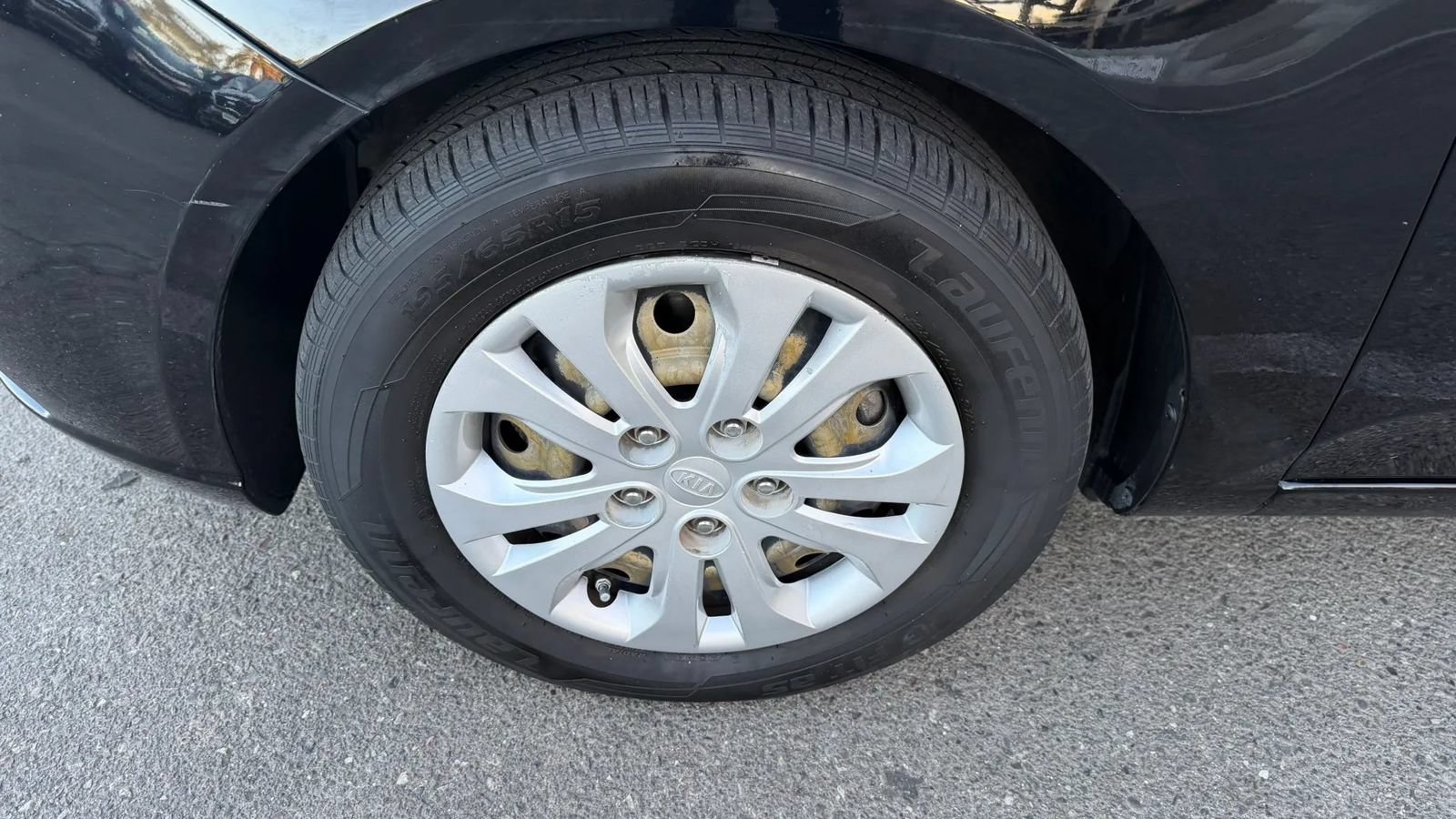 Used 2011 Kia Forte EX FWD image 22