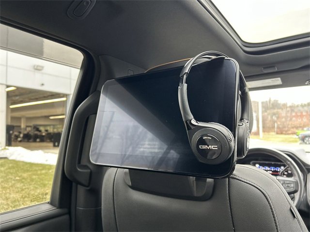 Used 2021 GMC Yukon AT4 w/ AT4 Premium Plus Package image 29