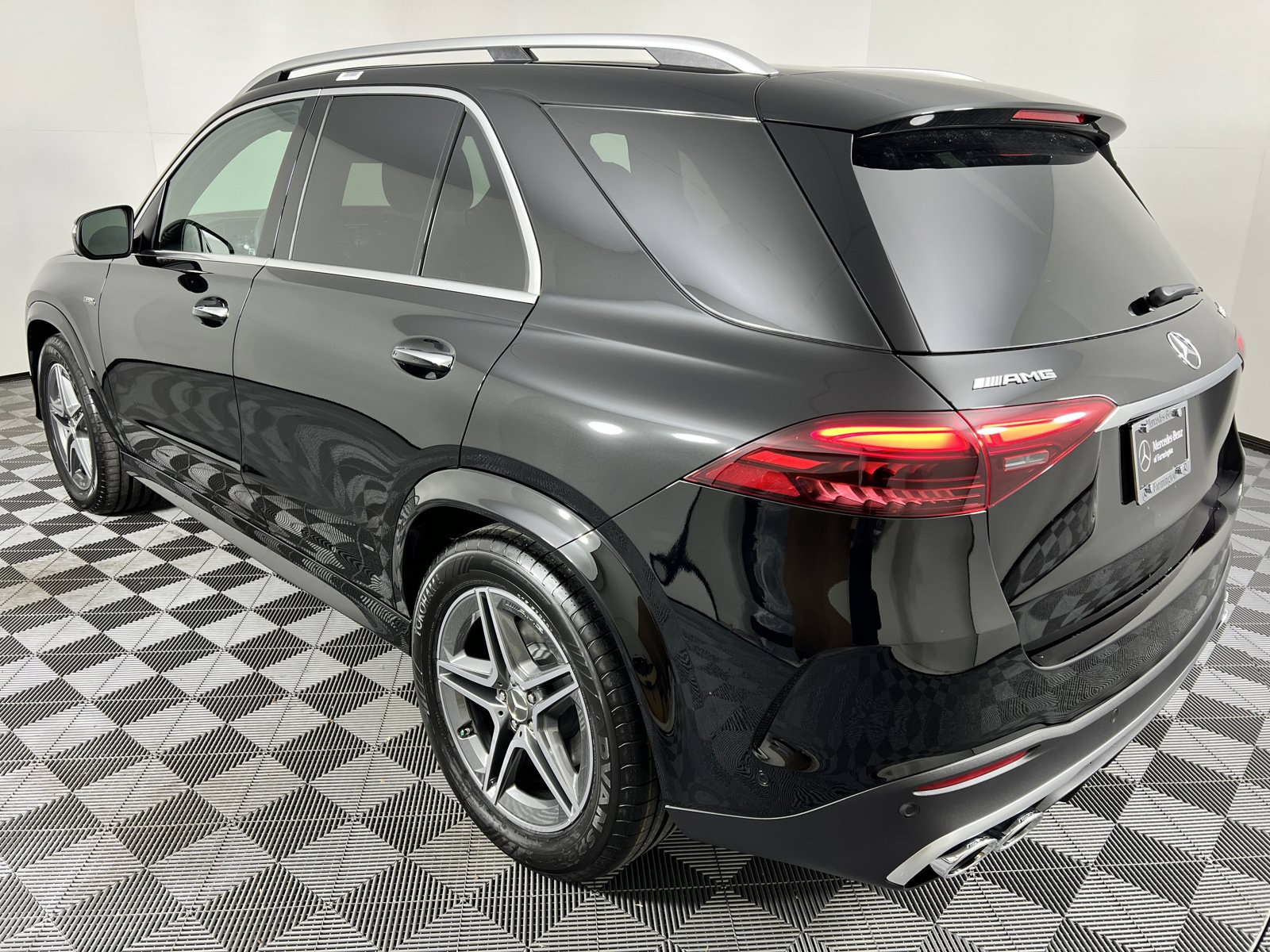 Used 2025 Mercedes-Benz GLE 53 AMG 4MATIC image 11