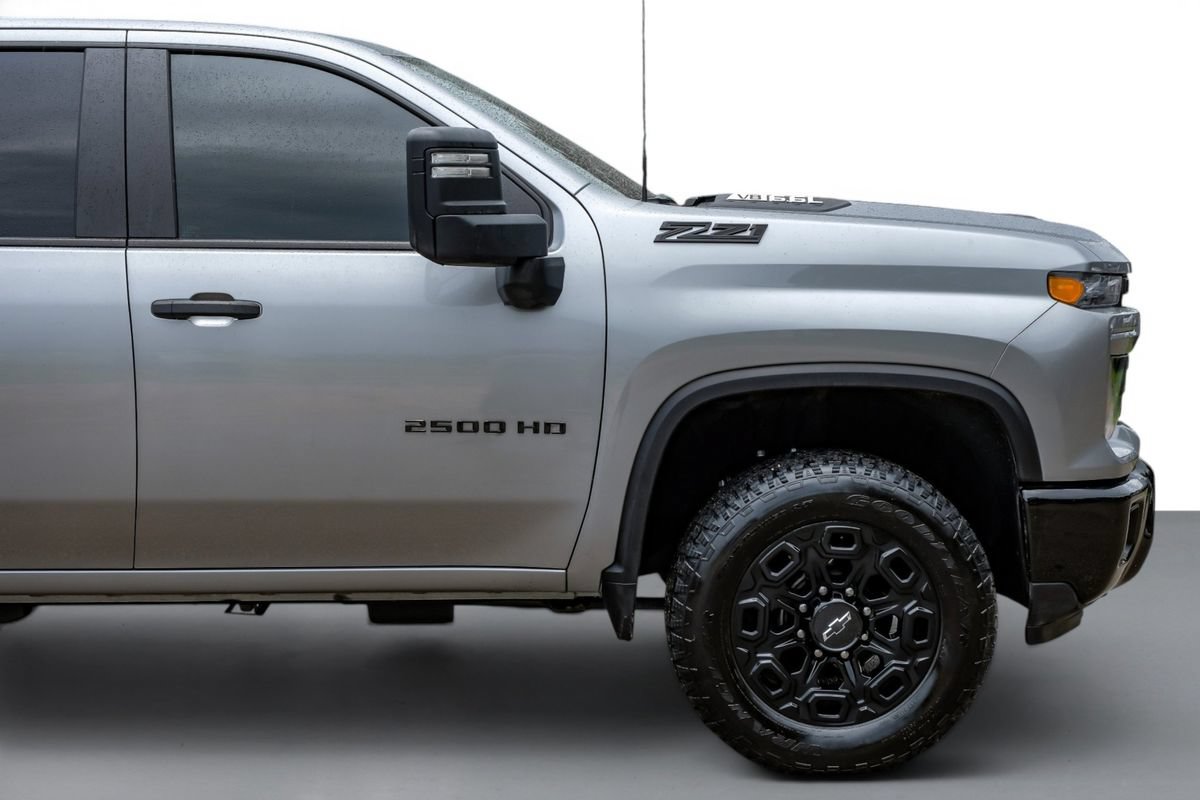 Used 2026 Chevrolet Silverado 2500 Custom w/ Custom Convenience Package AWD/4WD image 7