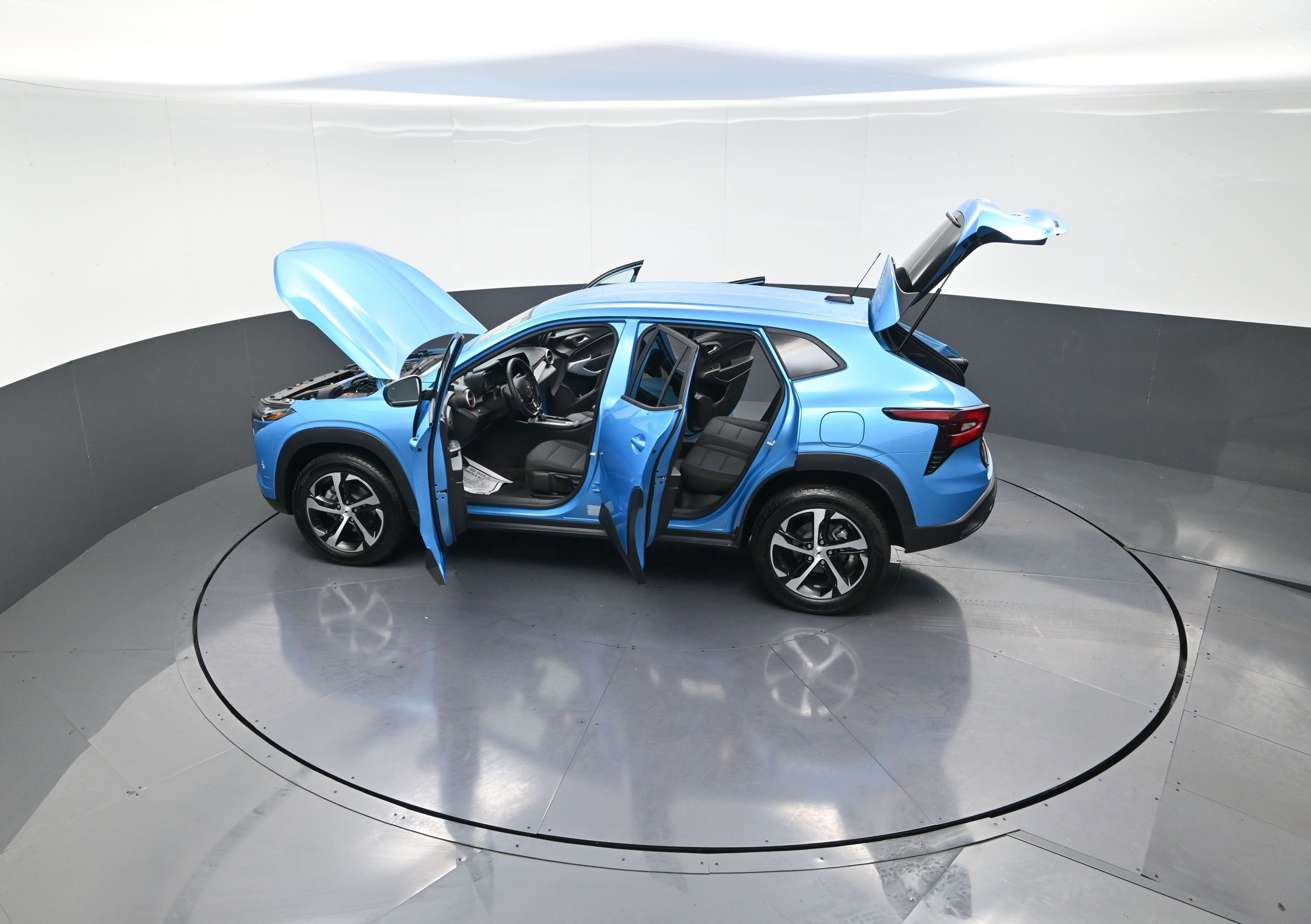 Used 2025 Chevrolet Trax RS image 15