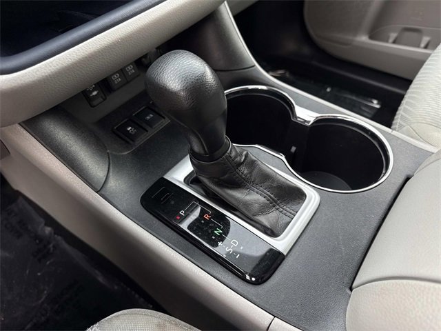 Used 2019 Toyota Highlander LE image 25