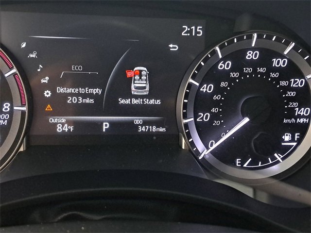 Used 2023 Toyota Highlander XLE image 2