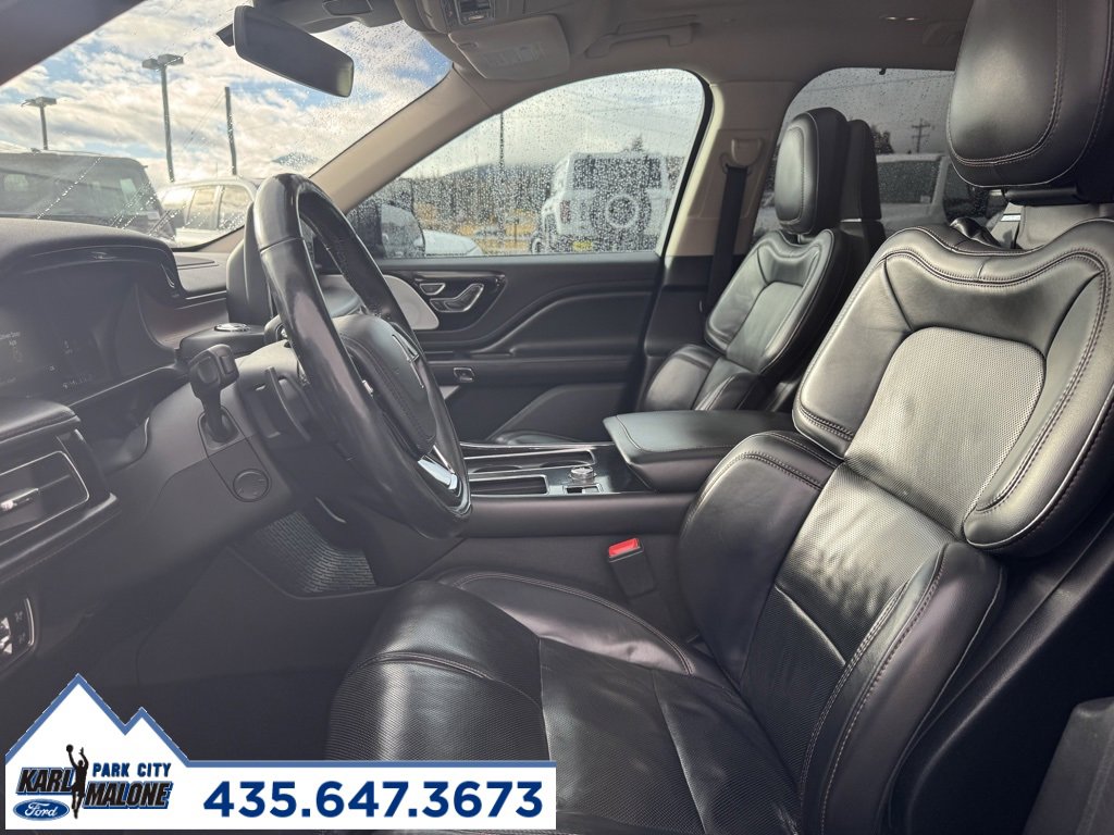 Used 2020 Lincoln Aviator Reserve w/ Equipment Group 201A image 10