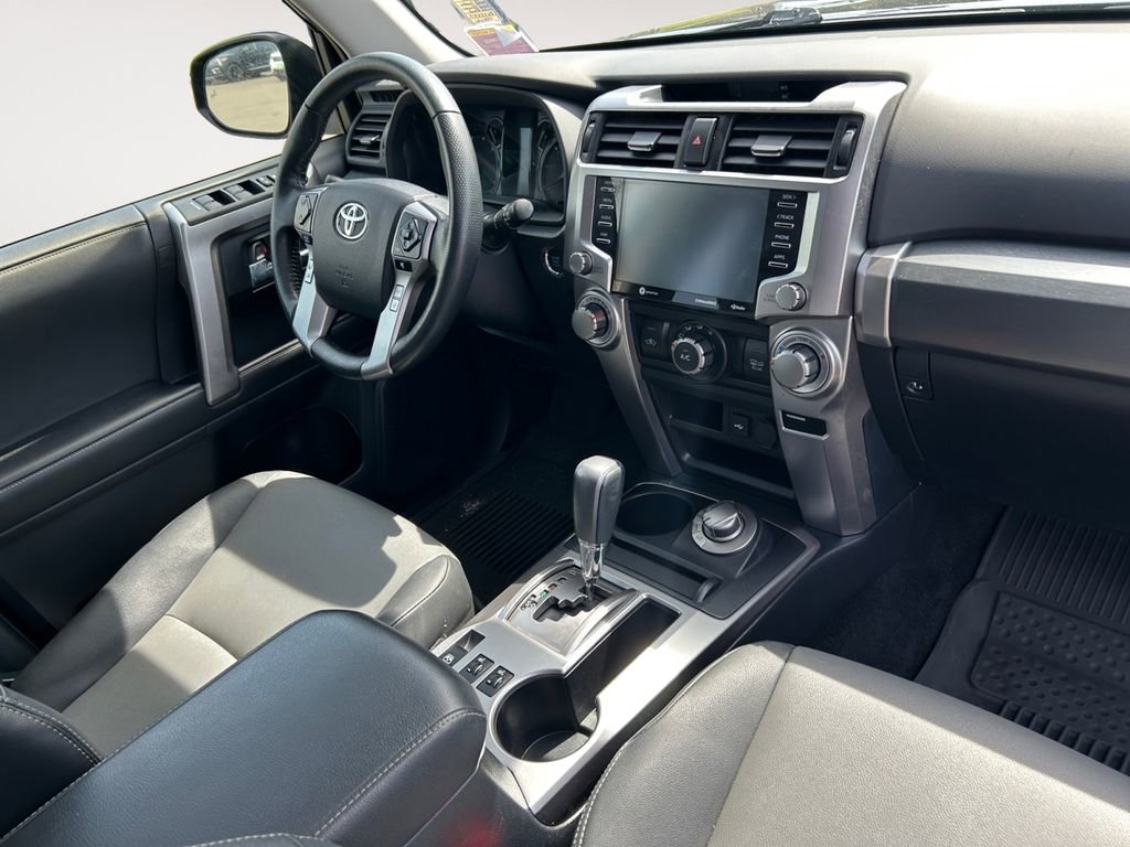 Used 2024 Toyota 4Runner SR5 Premium w/ Moonroof Package AWD/4WD image 27