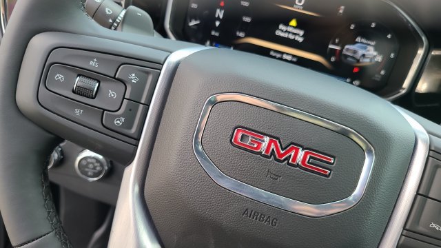 New 2026 GMC Sierra 1500 Elevation w/ Elevation Premium Package AWD/4WD image 18