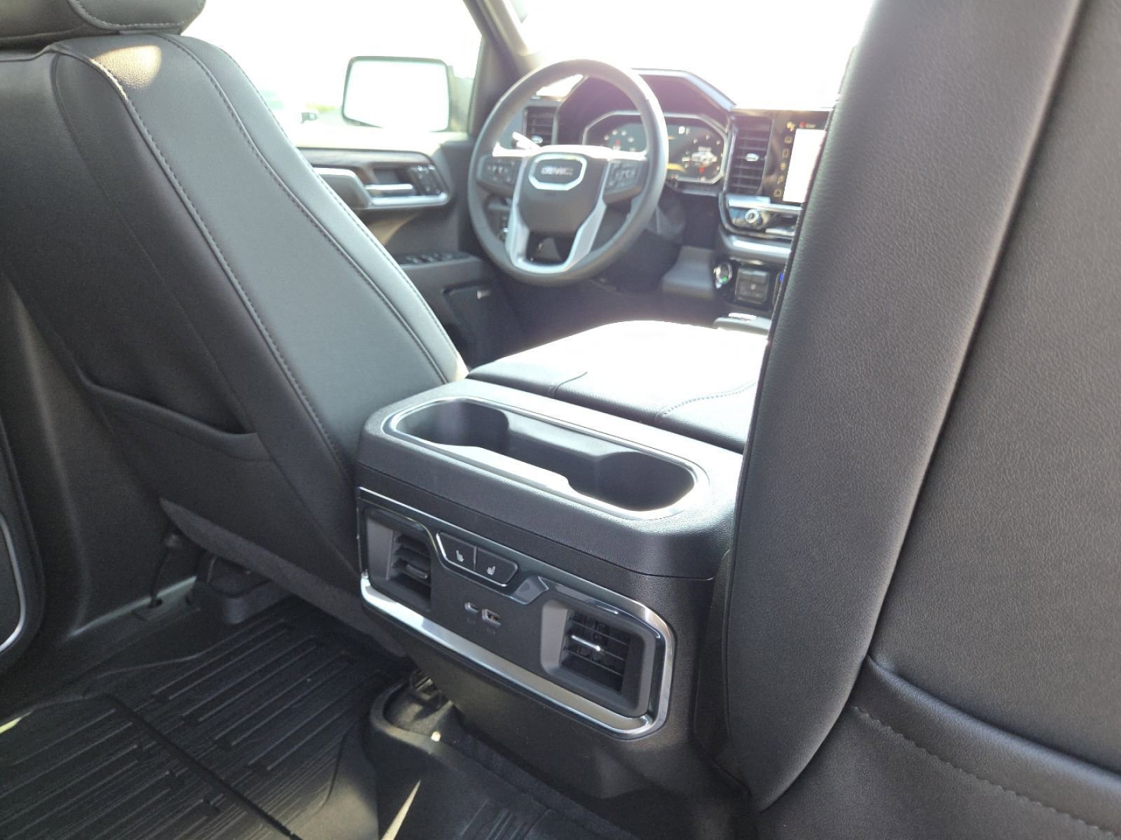 New 2026 GMC Sierra 1500 SLT w/ SLT Premium Plus Package AWD/4WD image 28