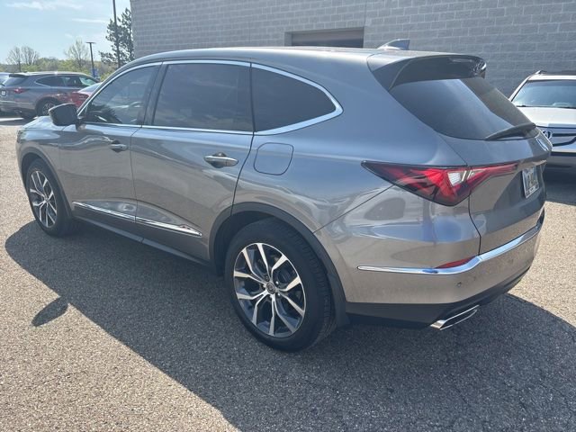 Used 2023 Acura MDX SH-AWD w/ Technology Package image 4