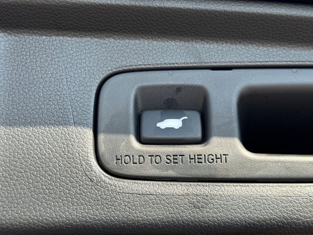Certified 2025 Honda CR-V EX-L image 17