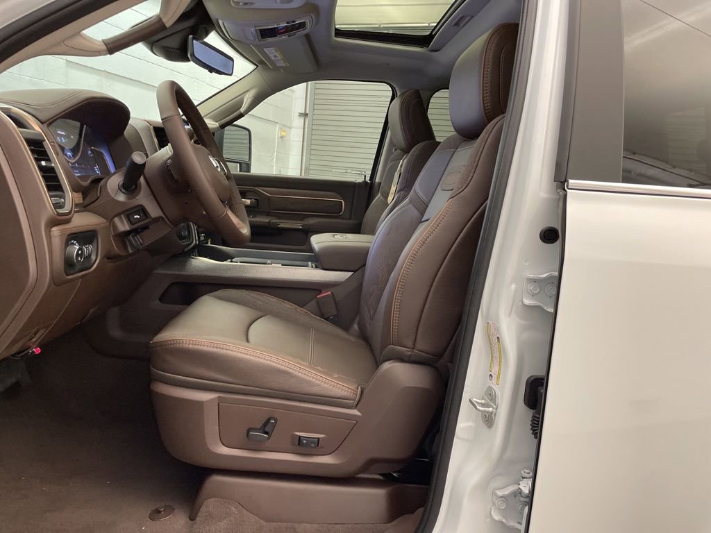 New 2026 RAM 2500 Limited AWD/4WD image 23