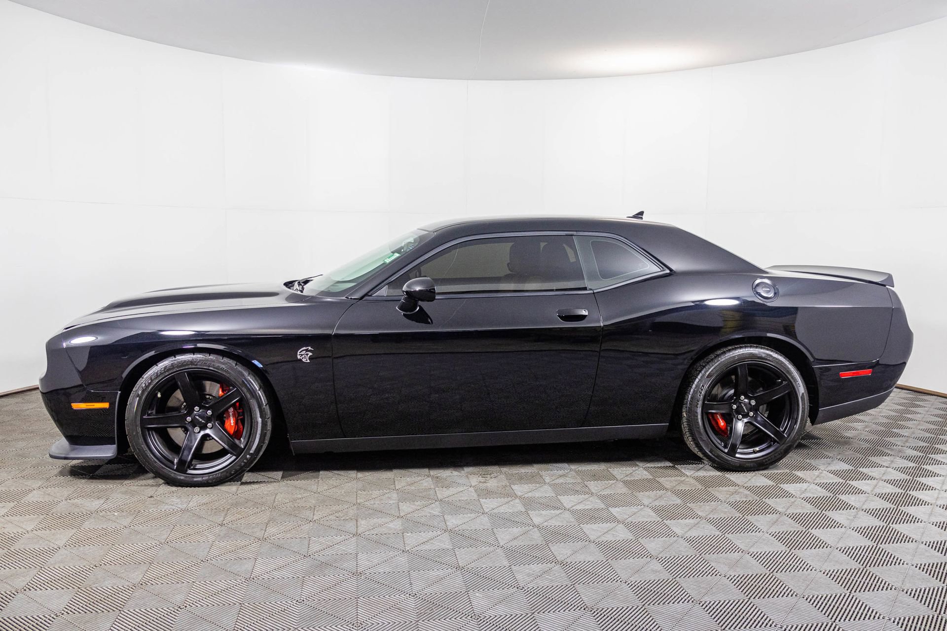 Used 2019 Dodge Challenger SRT Hellcat w/ Laguna Leather Package image 15