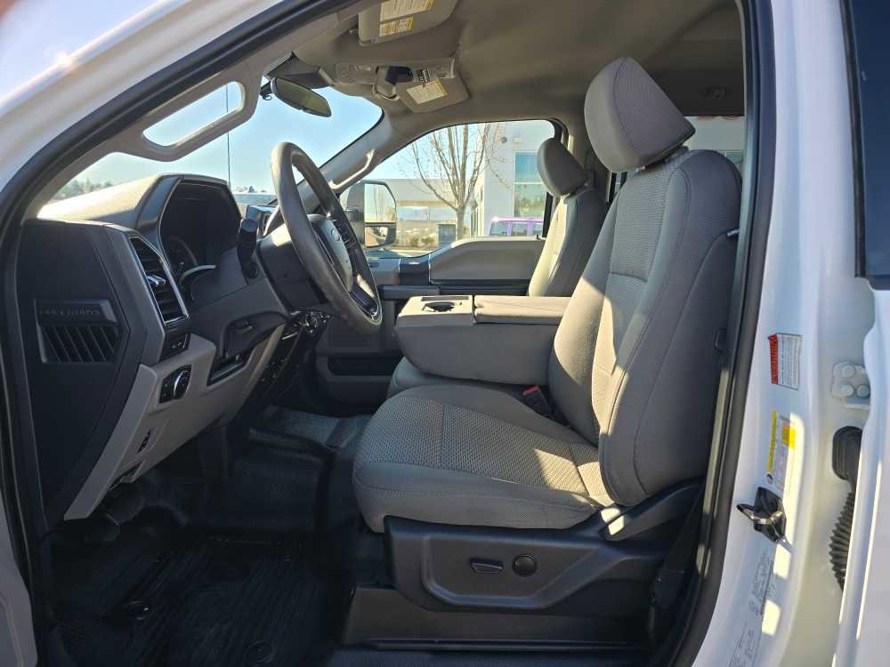 Used 2022 Ford F350 XLT w/ XLT Value Package image 9