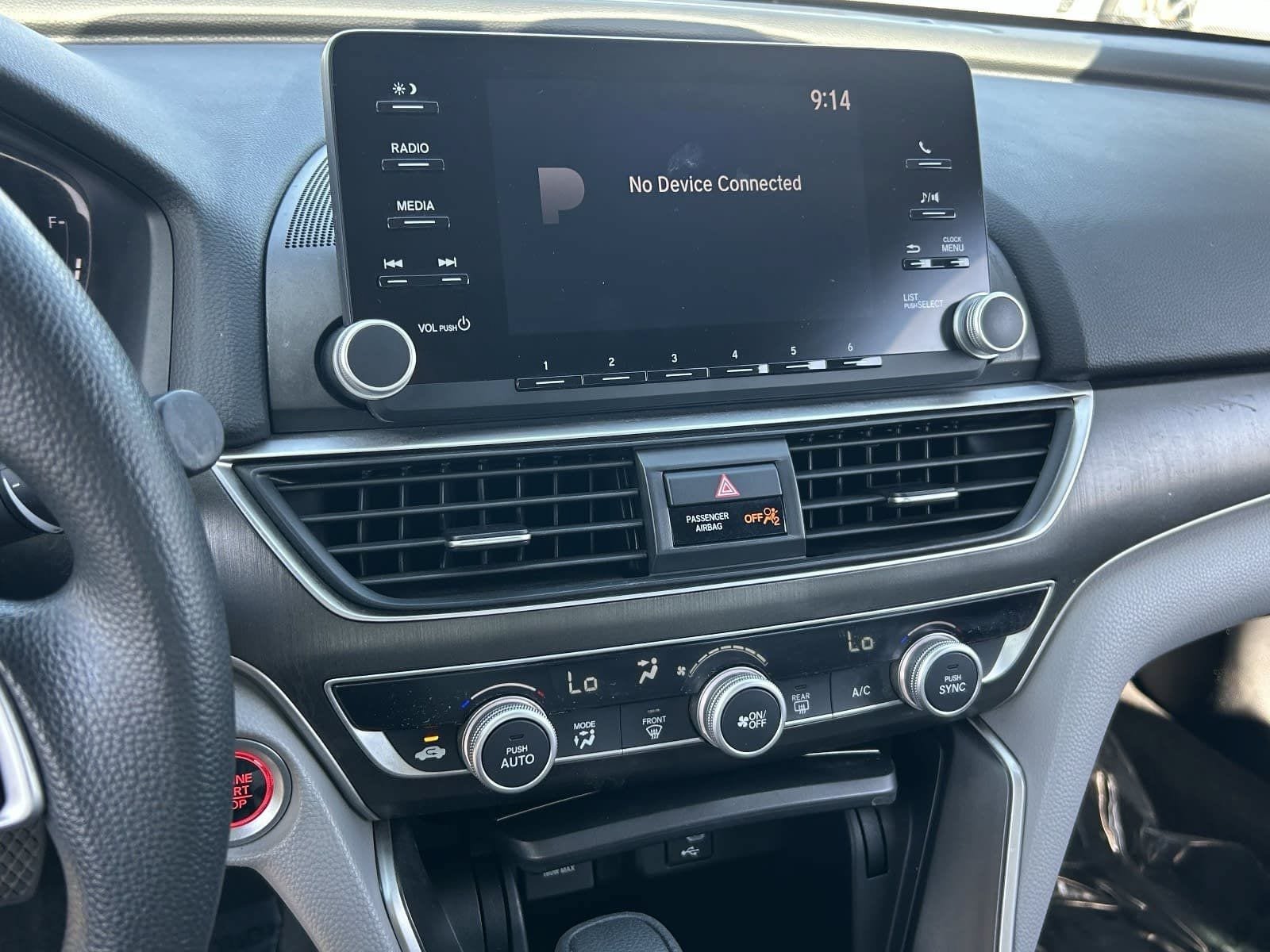 Certified 2018 Honda Accord LX image 30
