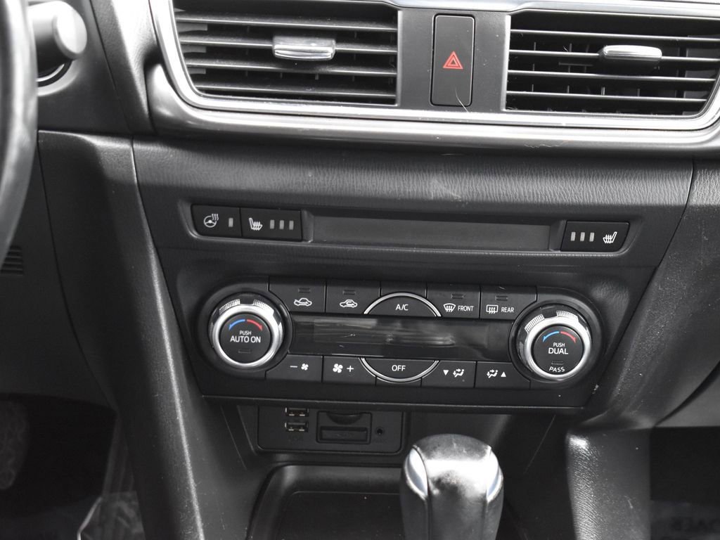 Used 2017 MAZDA MAZDA3 Grand Touring w/ Premium Equipment Package image 20