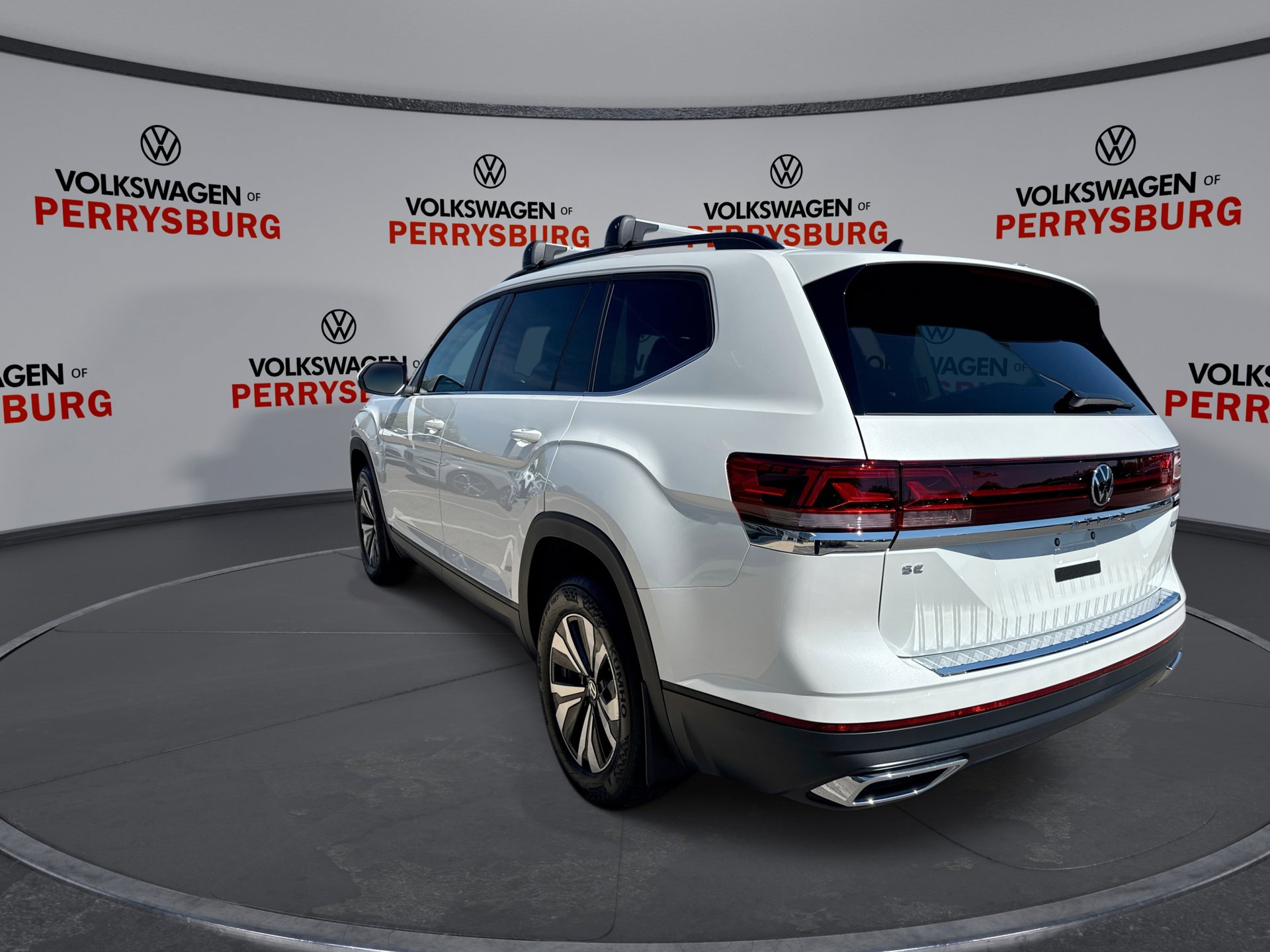 New 2026 Volkswagen Atlas SE image 6