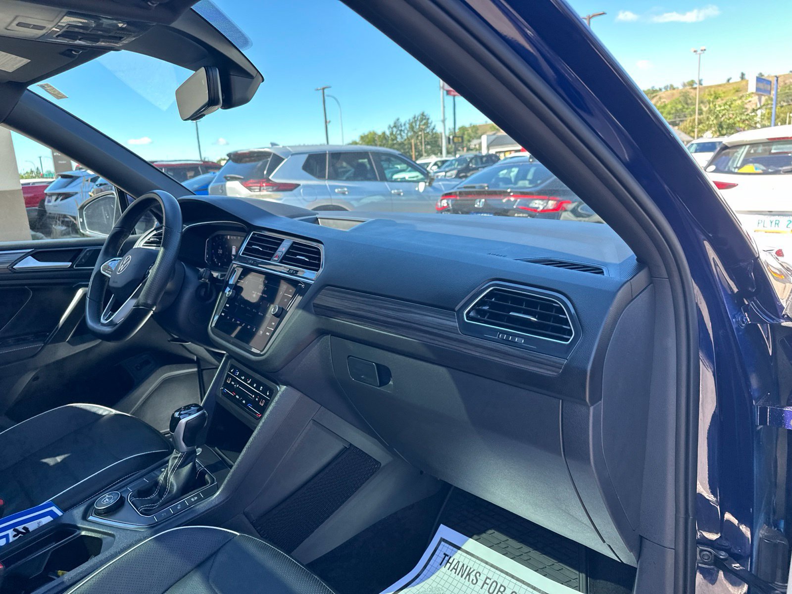 Certified 2024 Volkswagen Tiguan SEL R-Line w/ MDO Package, Two-Row AWD/4WD image 37