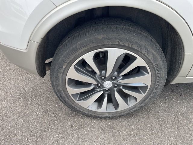 Used 2018 Buick Encore Essence AWD/4WD image 13