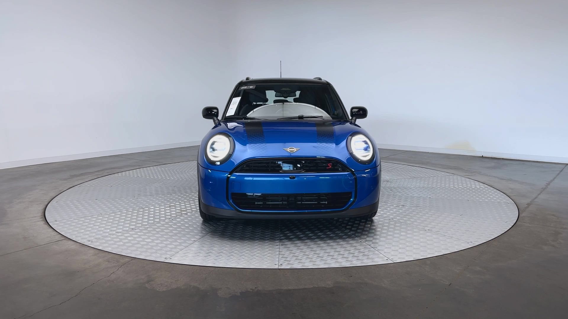 Used 2026 MINI Cooper S FWD image 3