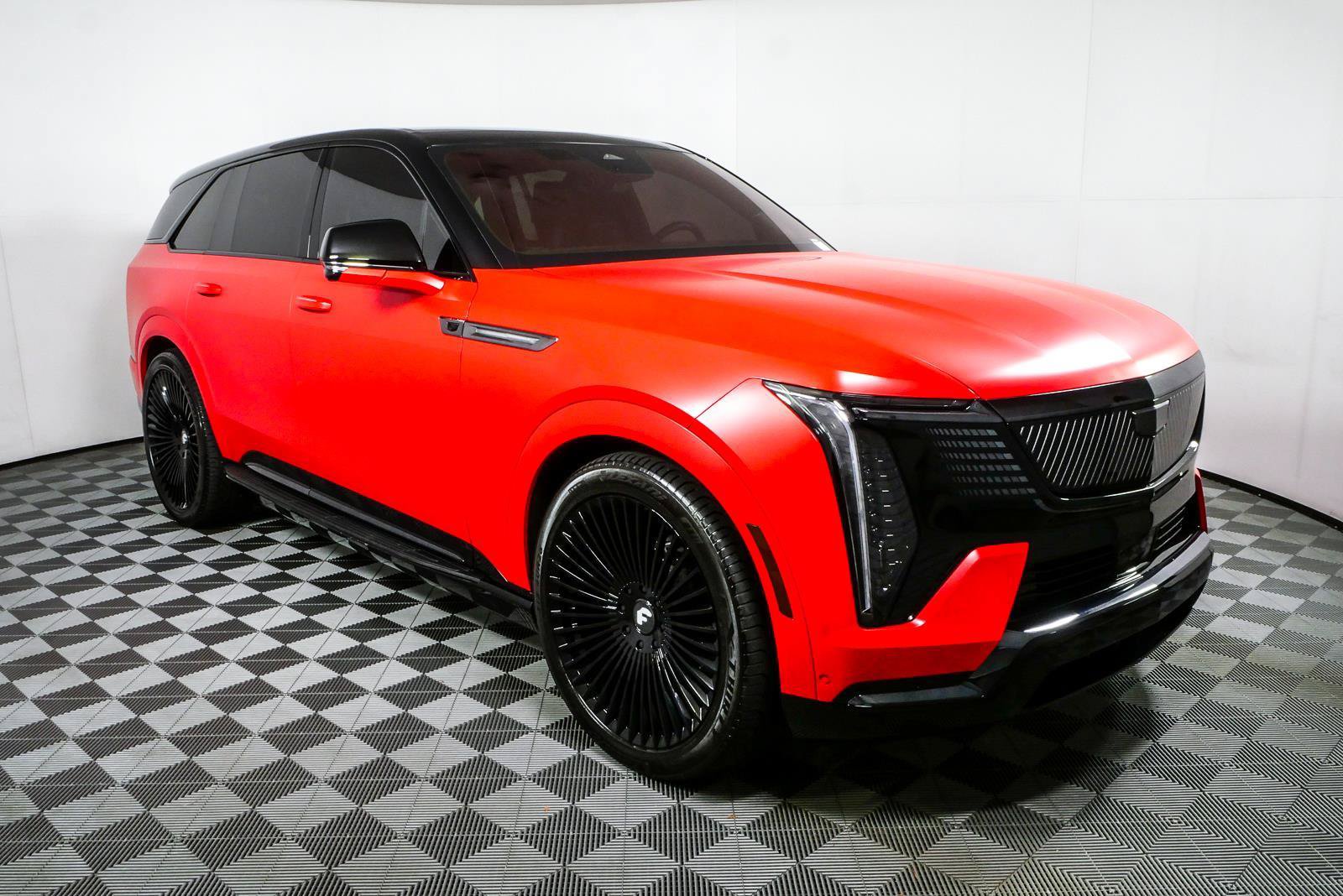 Used 2026 Cadillac Escalade IQ Sport 2 w/ LPO, ONYX Package AWD/4WD image 1