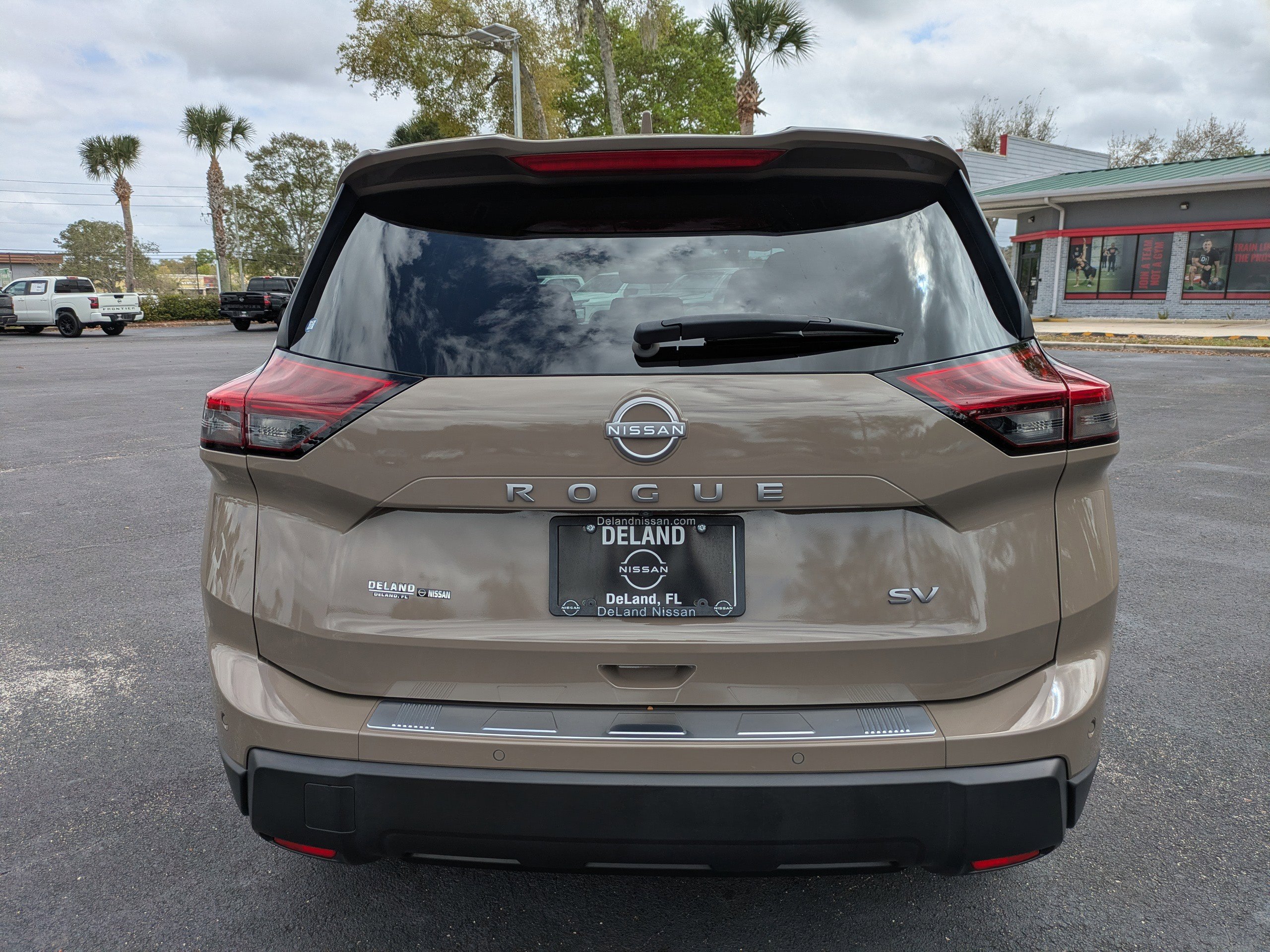 Certified 2024 Nissan Rogue SV image 4