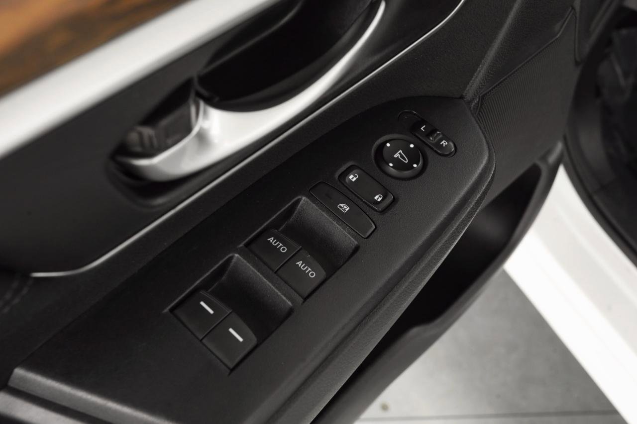 Used 2019 Honda CR-V EX image 30