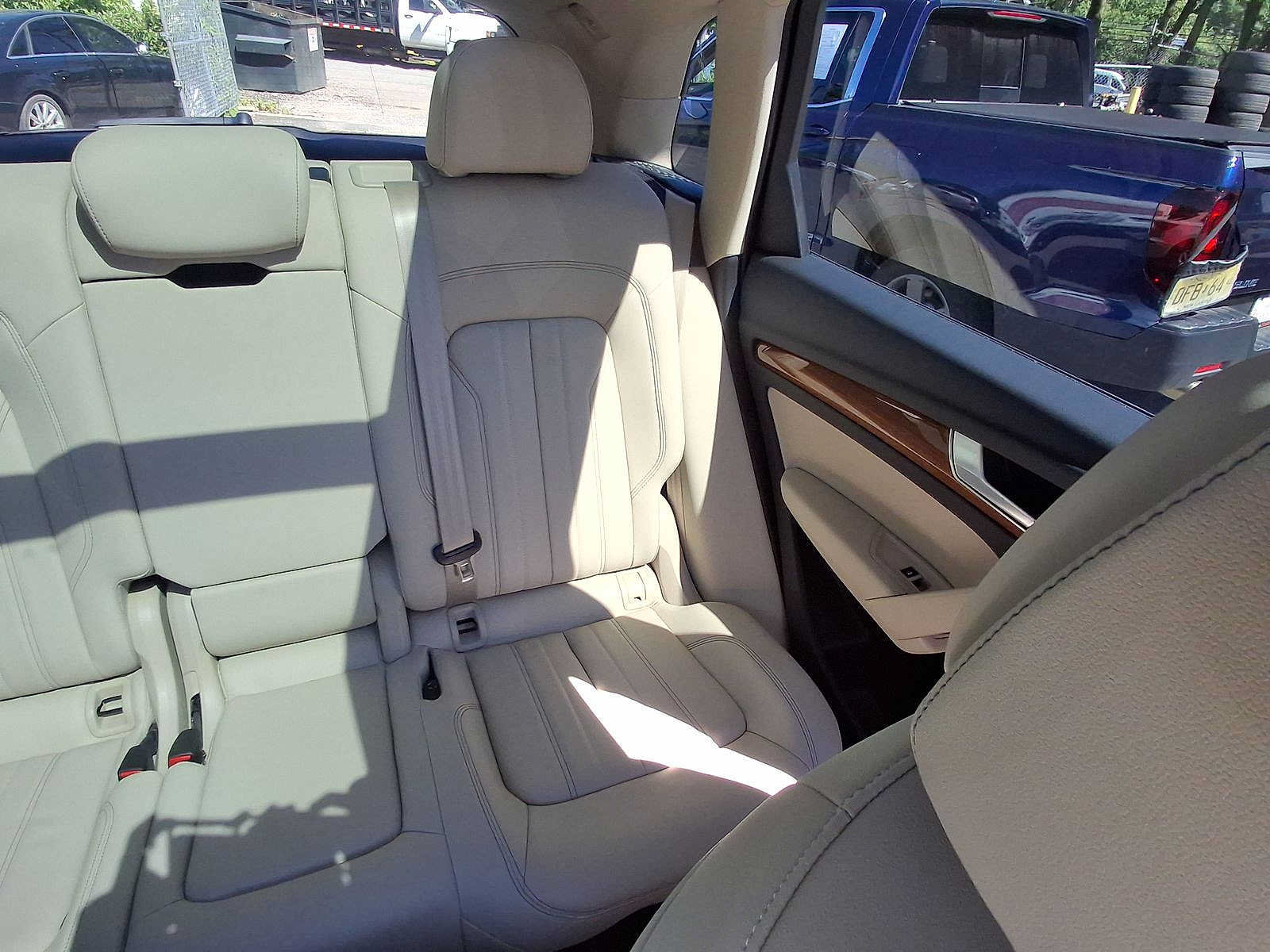 Used 2023 Audi Q5 2.0T Premium w/ Convenience Package AWD/4WD image 14