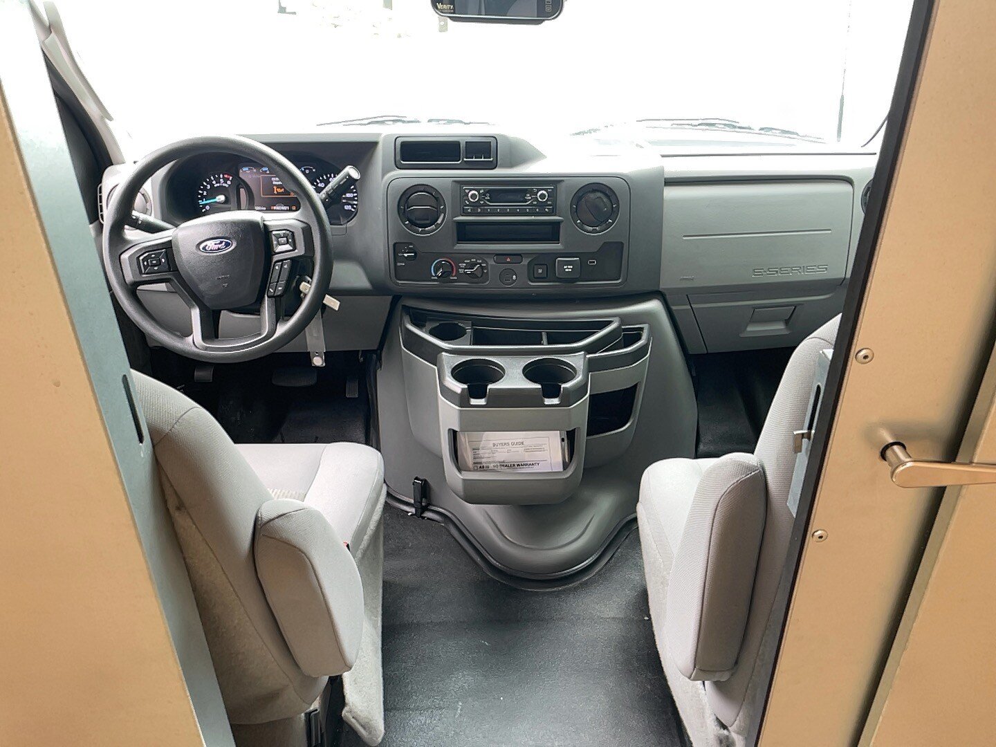 Used 2026 Ford E-350 and Econoline 350 Super Duty w/ Interior Upgrade Package RWD image 7