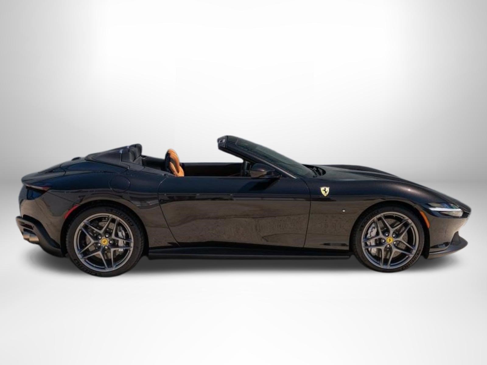 Used 2025 Ferrari Roma Spider RWD image 8