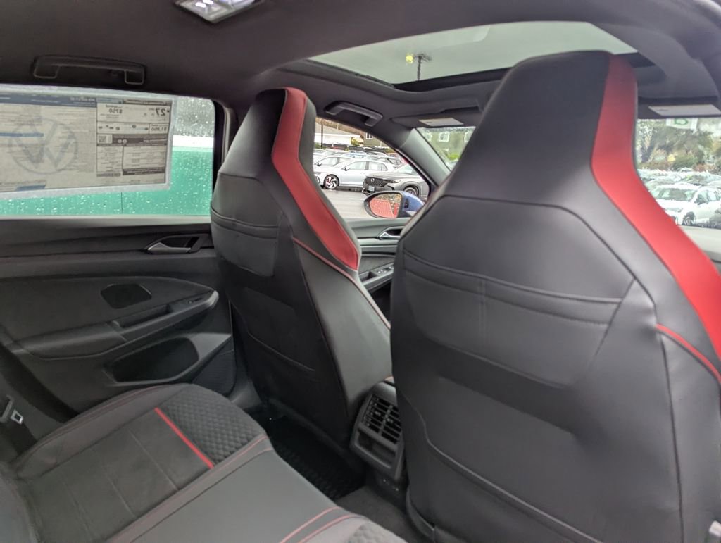 New 2026 Volkswagen GTI SE image 32