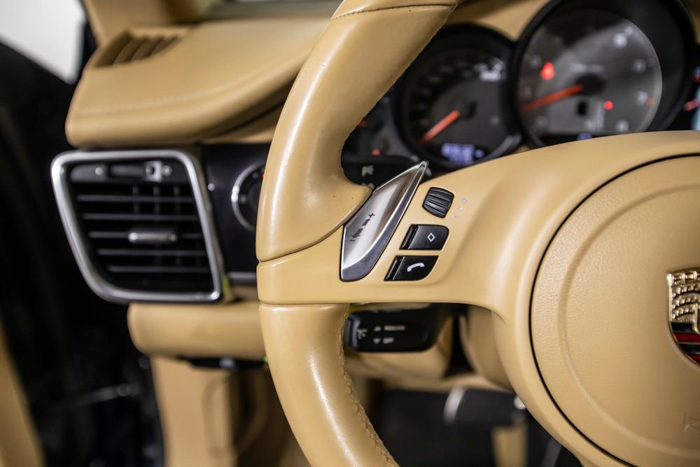 Used 2012 Porsche Panamera 4S image 38