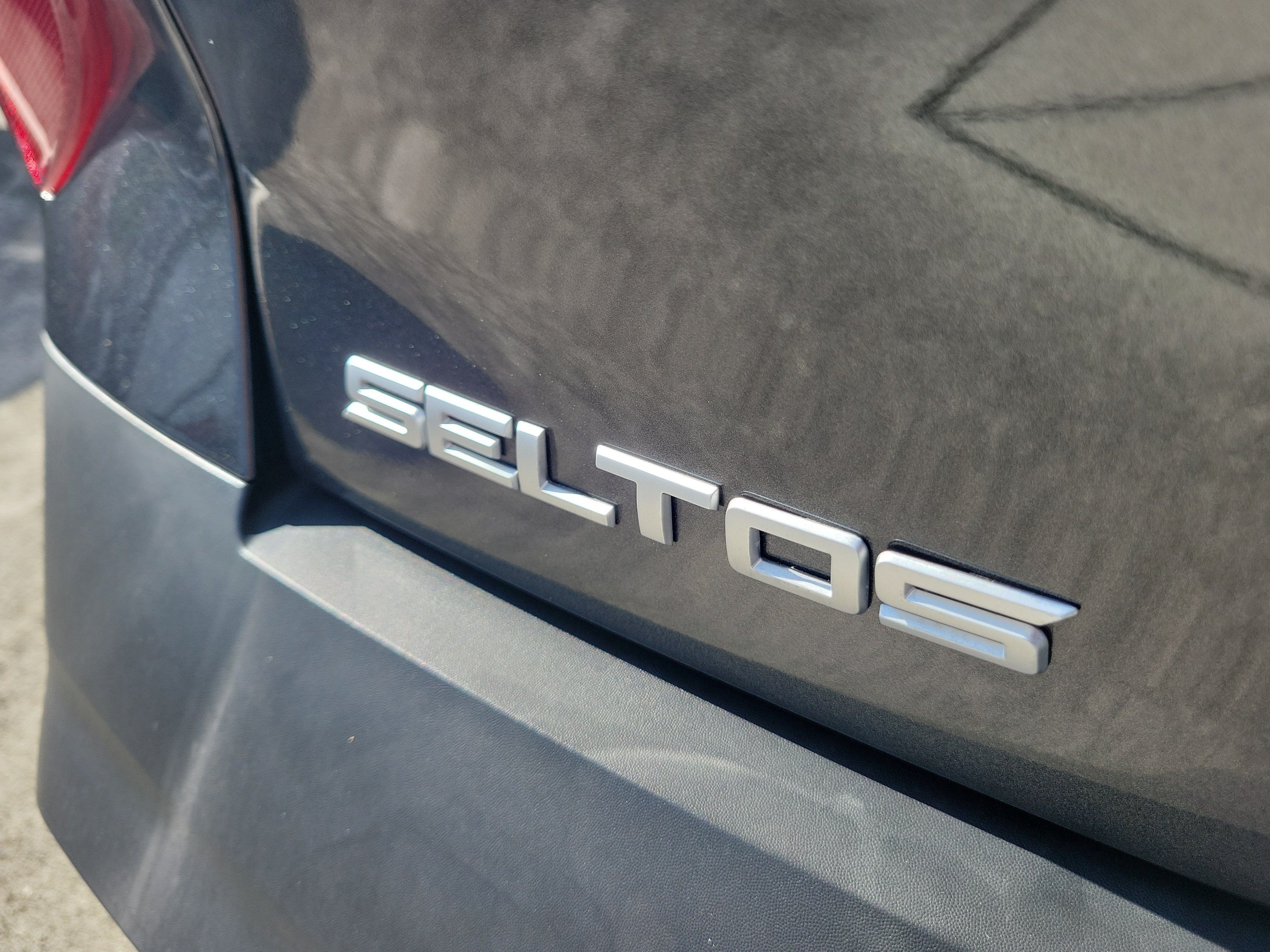 Used 2022 Kia Seltos EX AWD/4WD image 9