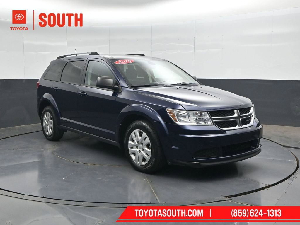Used 2018 Dodge Journey SE w/ Connectivity Group FWD image 4