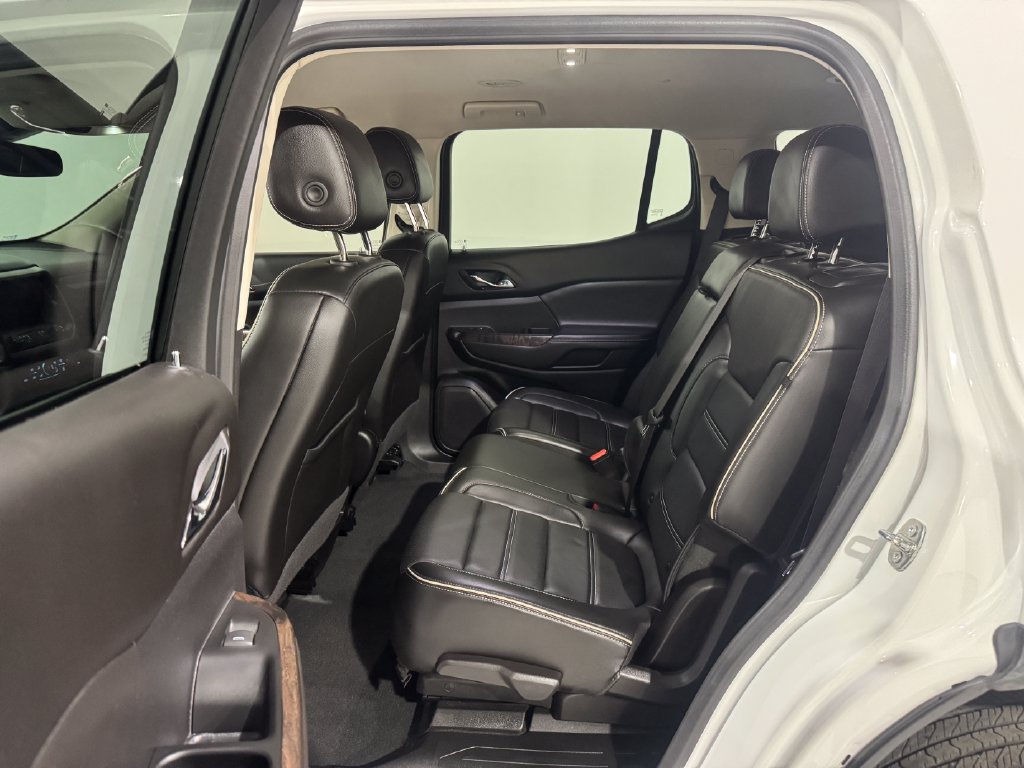 Used 2023 GMC Acadia Denali FWD image 18