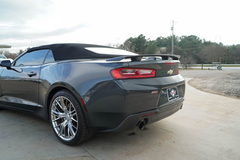 Used 2017 Chevrolet Camaro SS image 14
